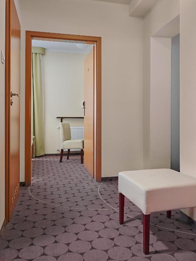 Aparthotel Lumen Cracovia Exterior foto